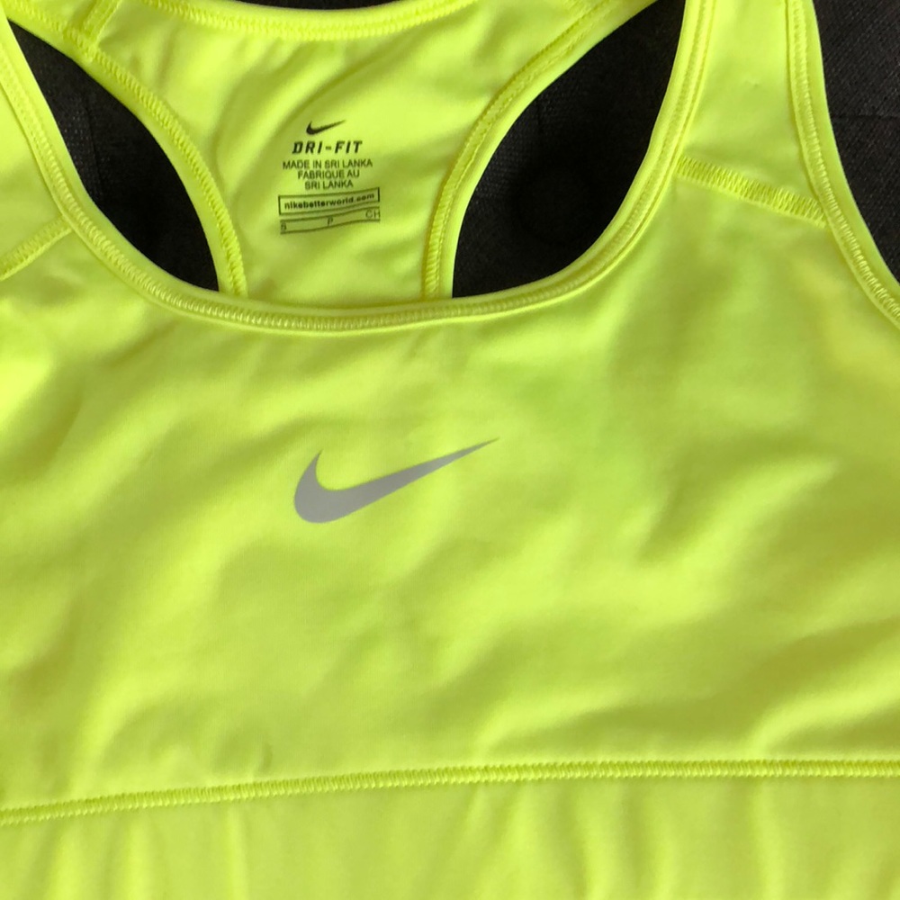 Nike Work Out Set - Picture 5 of 7